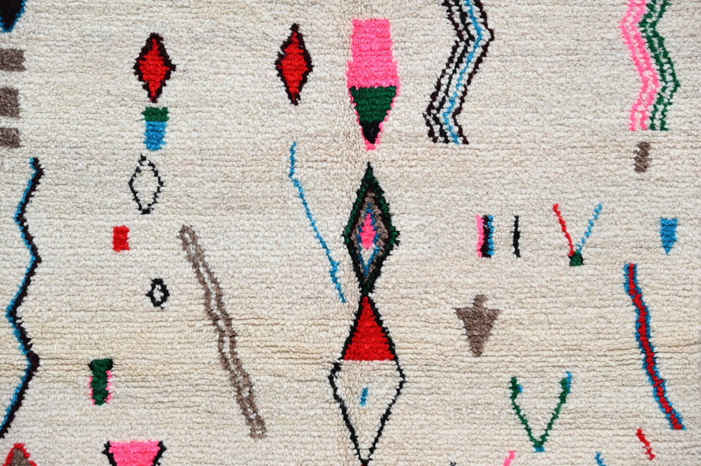 Tapis traditionnel Azilal 223 X 157 Cm