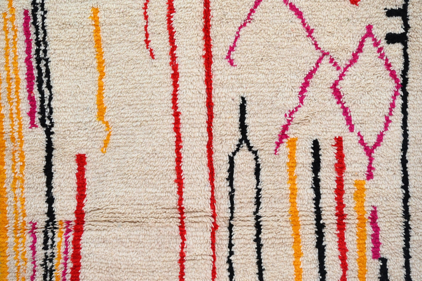 Tapis traditionnel Azilal 253 X 144 Cm