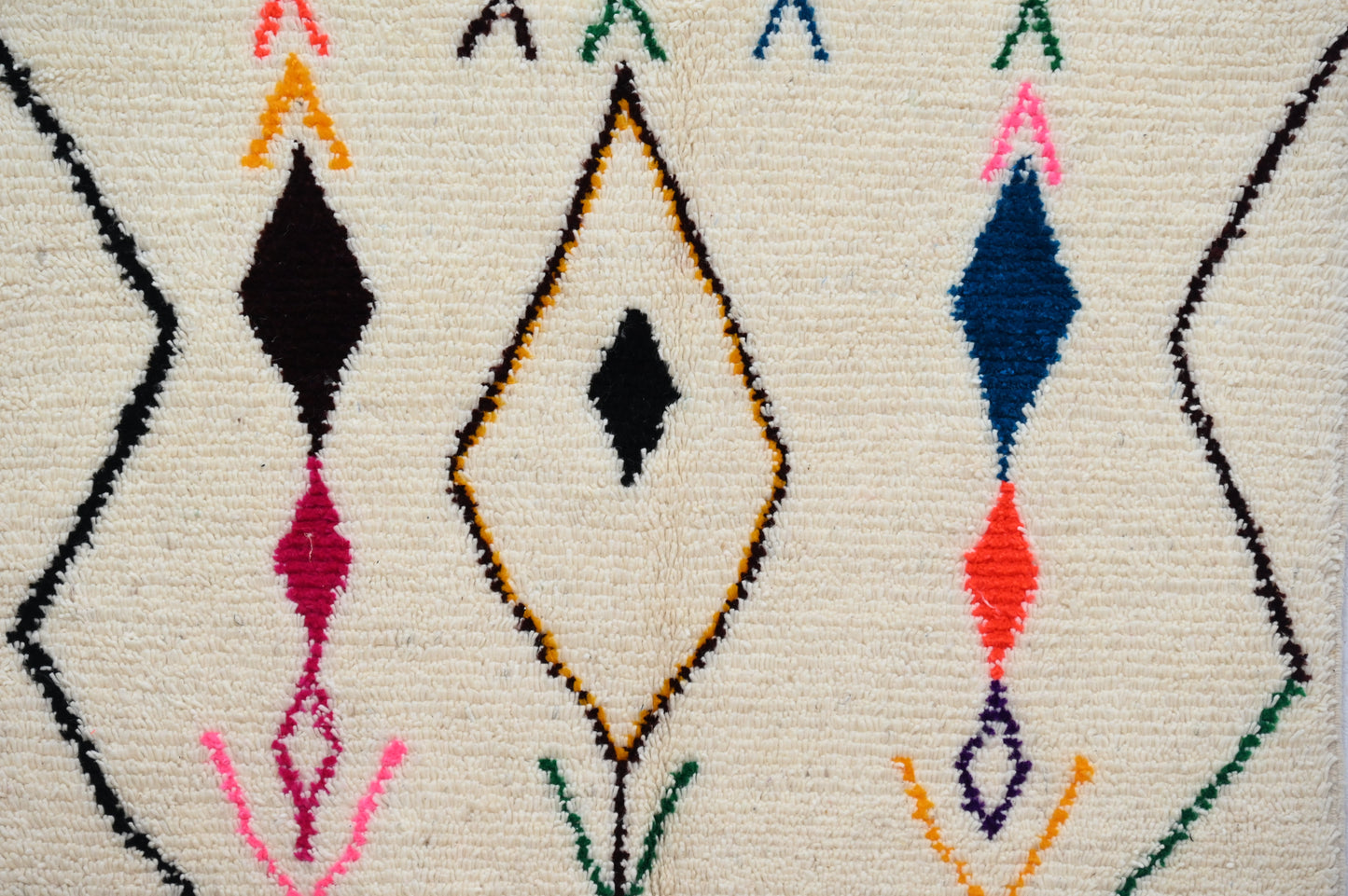 Tapis traditionnel Azilal 252 X 145 Cm