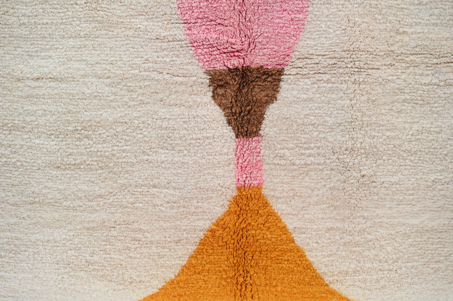 Tapis traditionnel Azilal 210 X 164 Cm