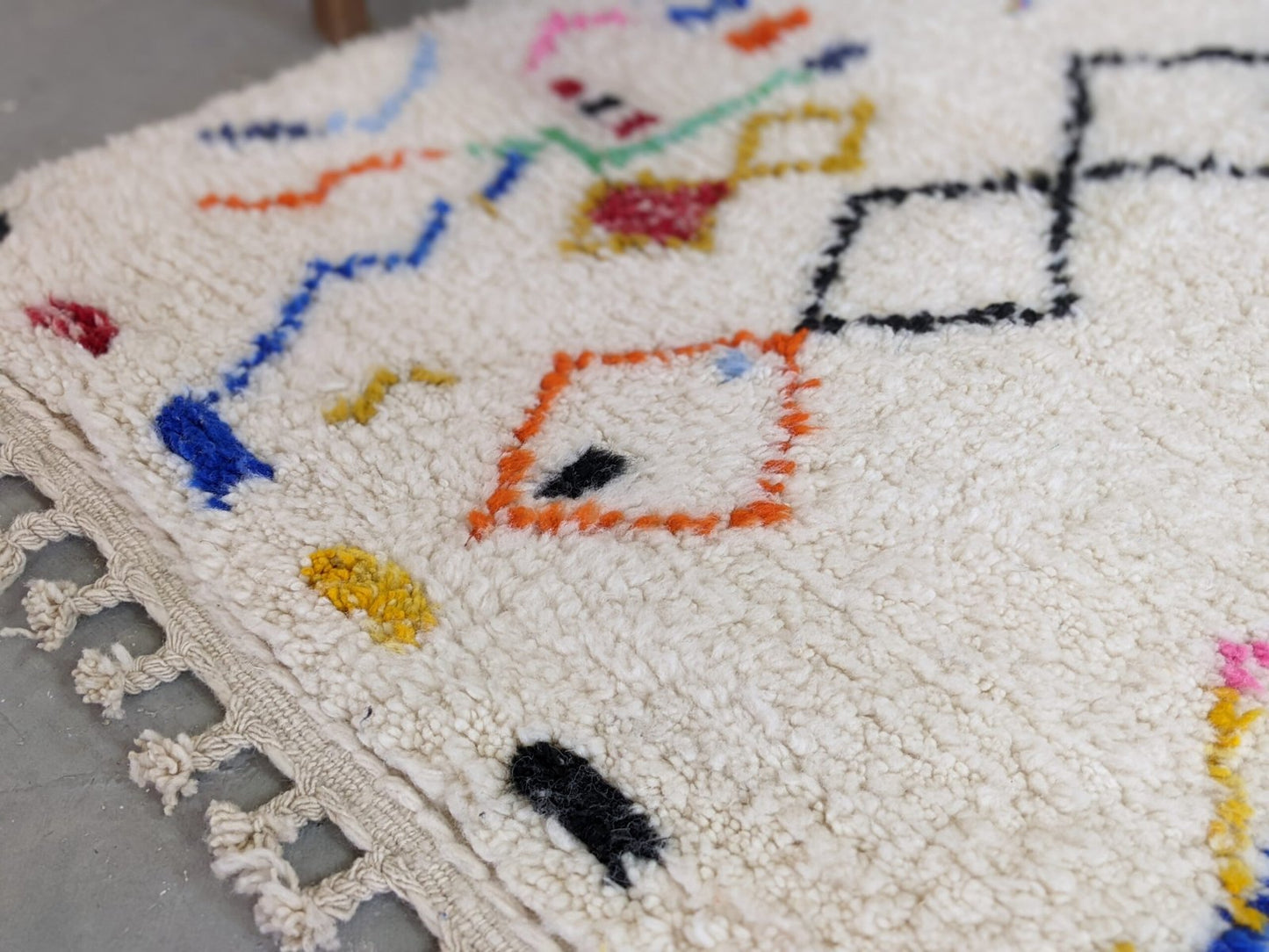 Petit tapis traditionnel Azilal 140 X 106 Cm