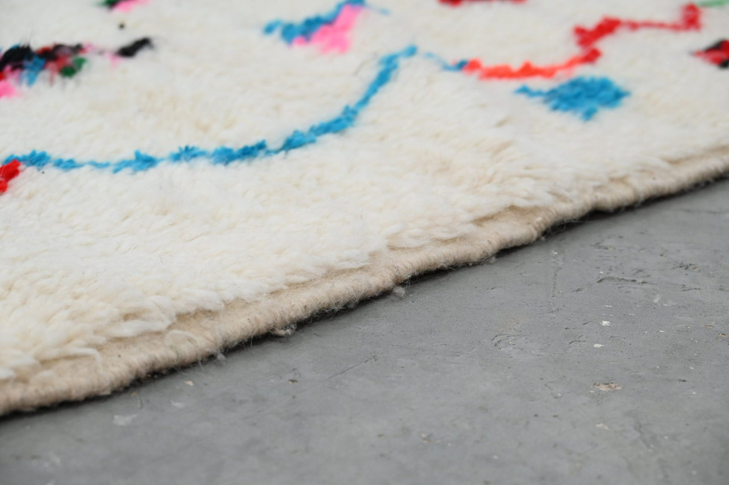 Tapis traditionnel Azilal 247 X 141 Cm