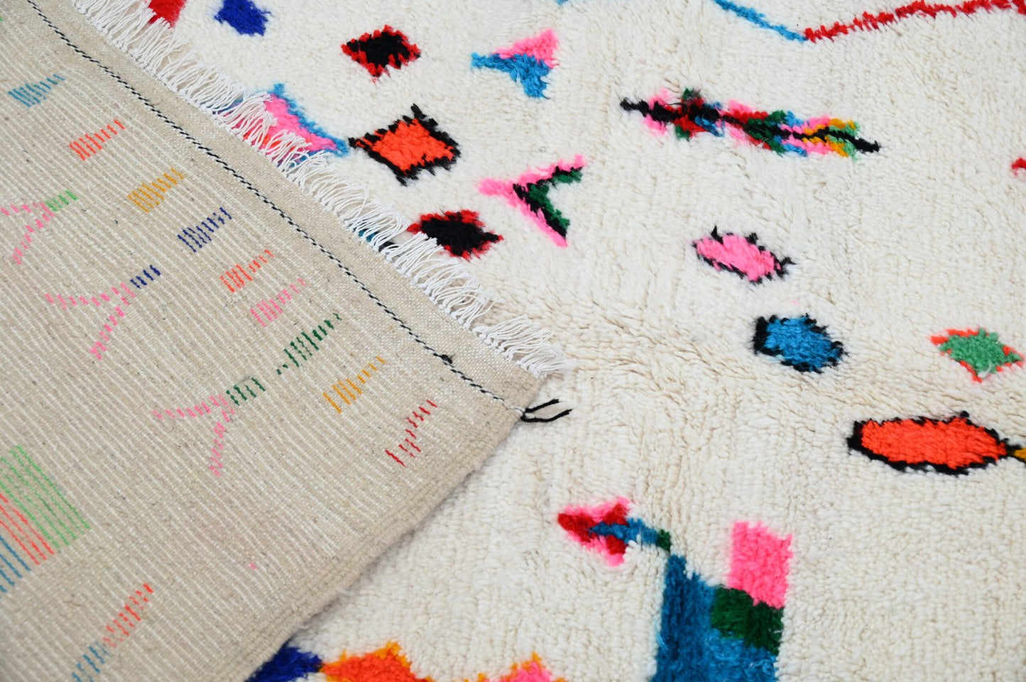 Tapis traditionnel Azilal 247 X 141 Cm