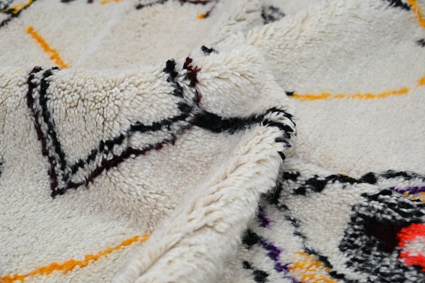 Tapis traditionnel Azilal 248 X 151 Cm