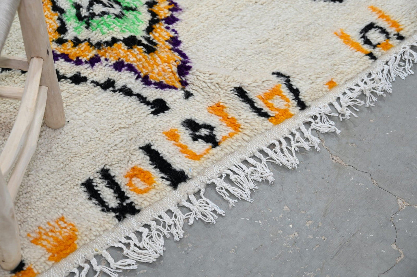 Tapis traditionnel Azilal 248 X 151 Cm