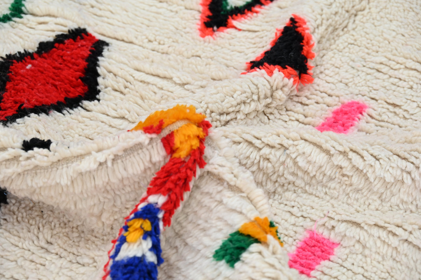 Tapis traditionnel Azilal 231 X 131 Cm