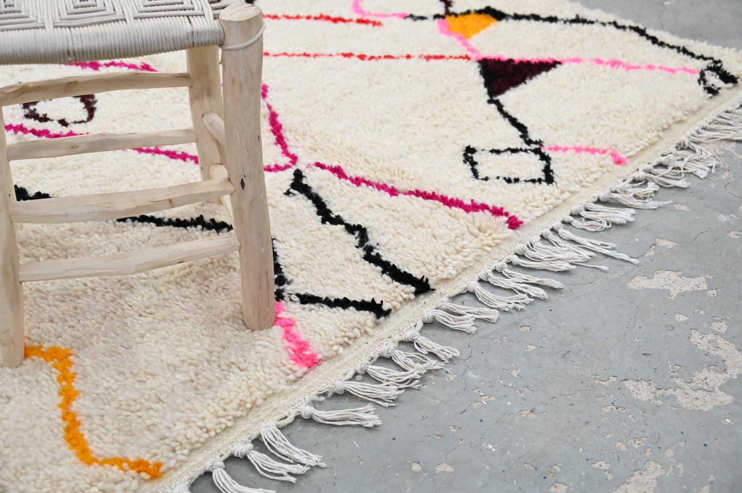 Tapis traditionnel Azilal 228 X 152 Cm