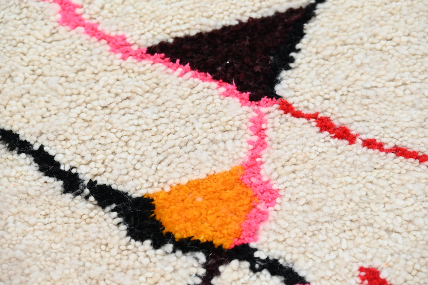 Tapis traditionnel Azilal 228 X 152 Cm