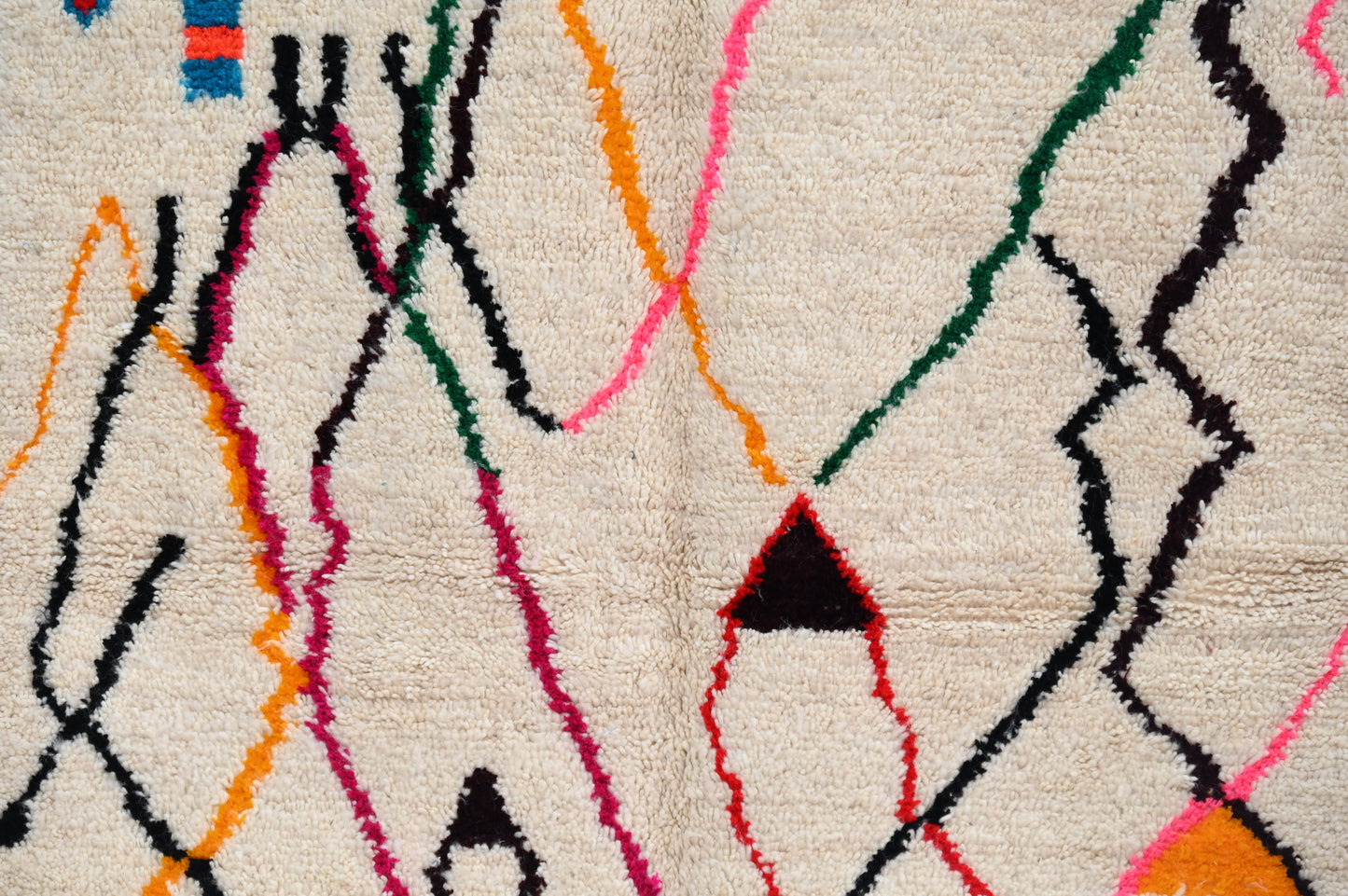 Tapis traditionnel Azilal 228 X 152 Cm