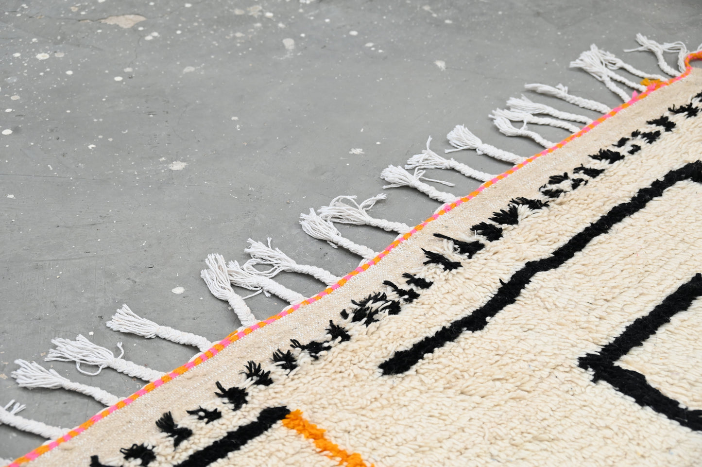 Tapis traditionnel Azilal 240 X 152 Cm