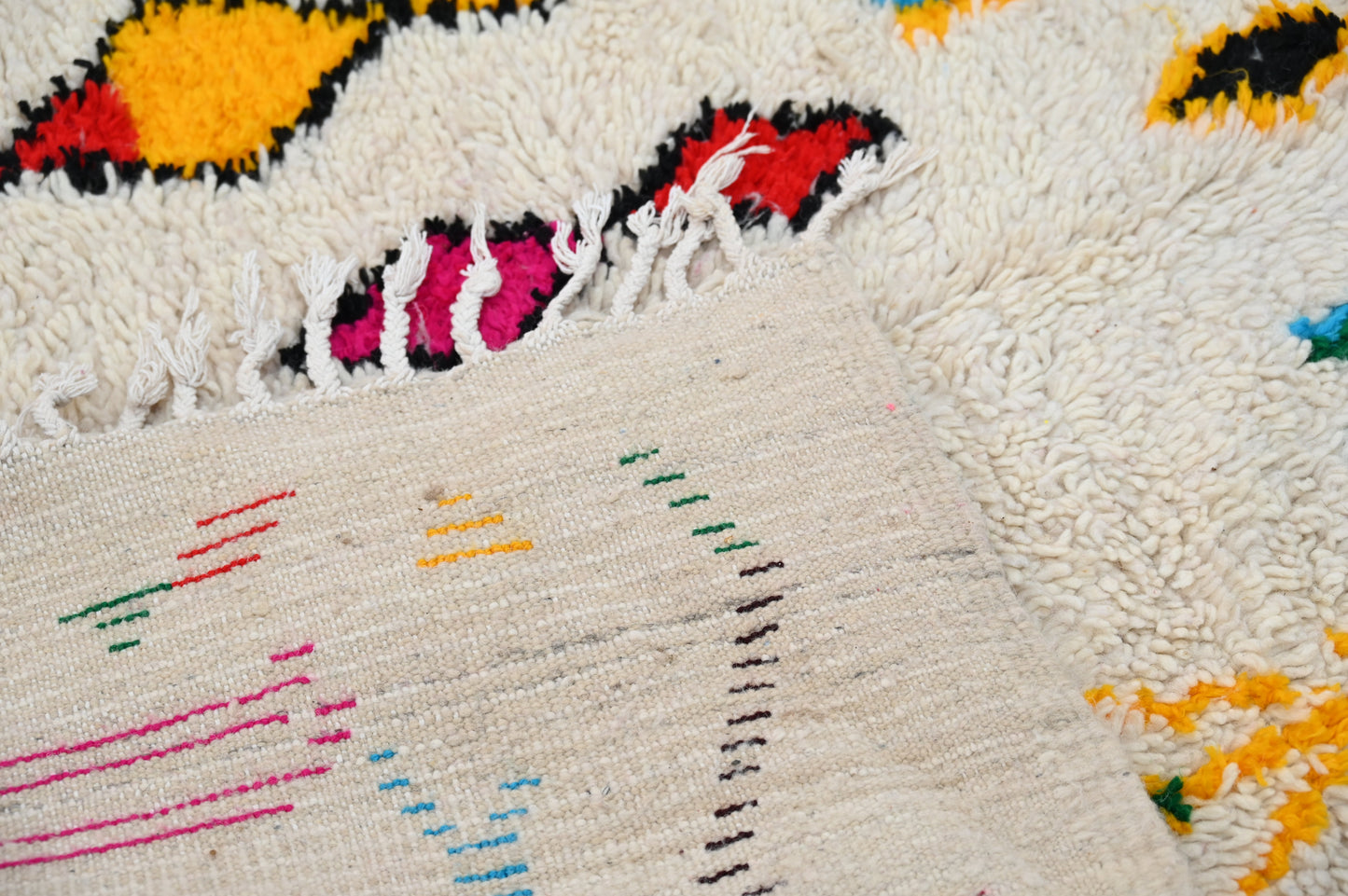 Tapis traditionnel Azilal 240 X 132 Cm