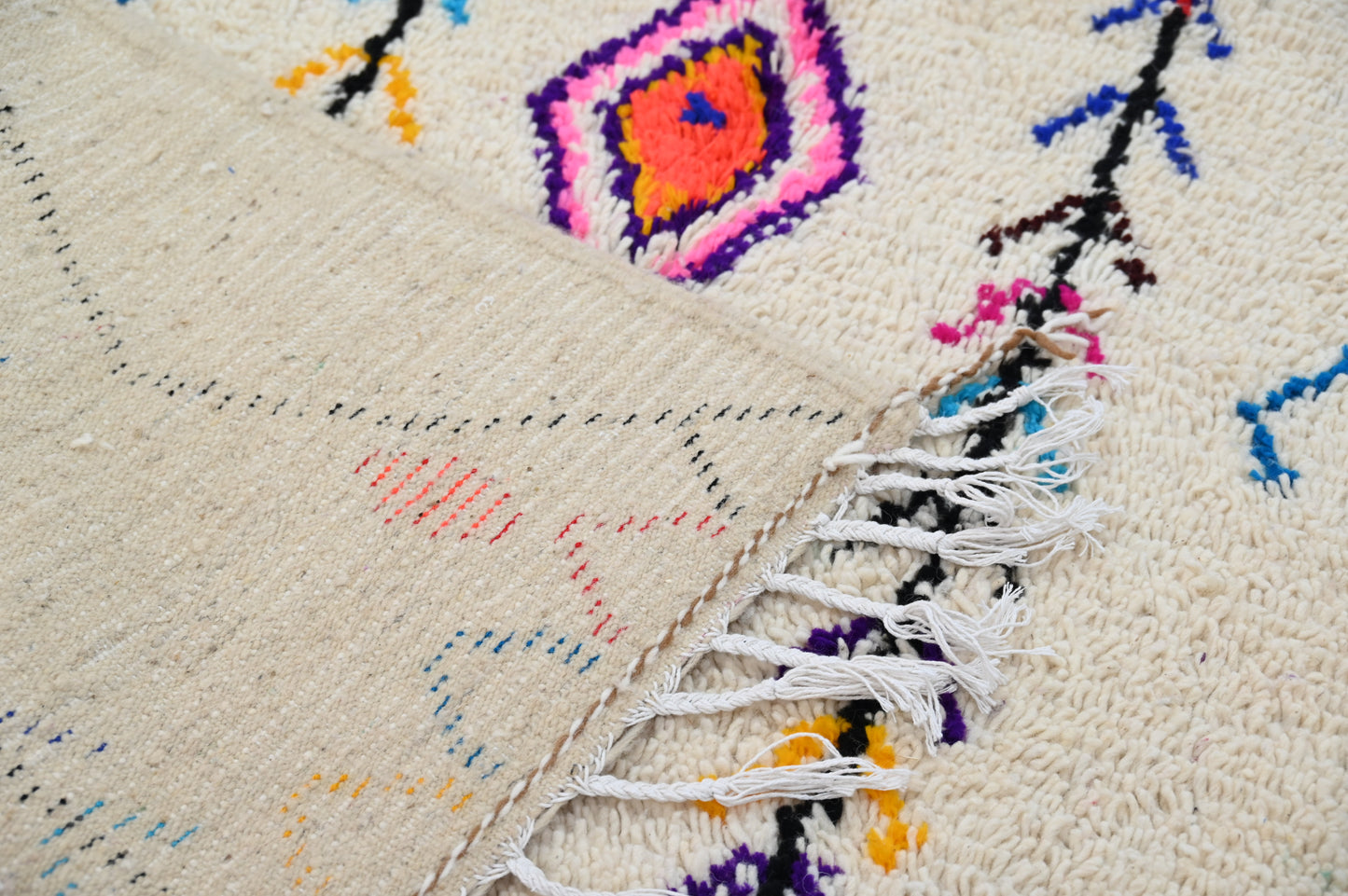 Tapis traditionnel Azilal 260 X 145 Cm