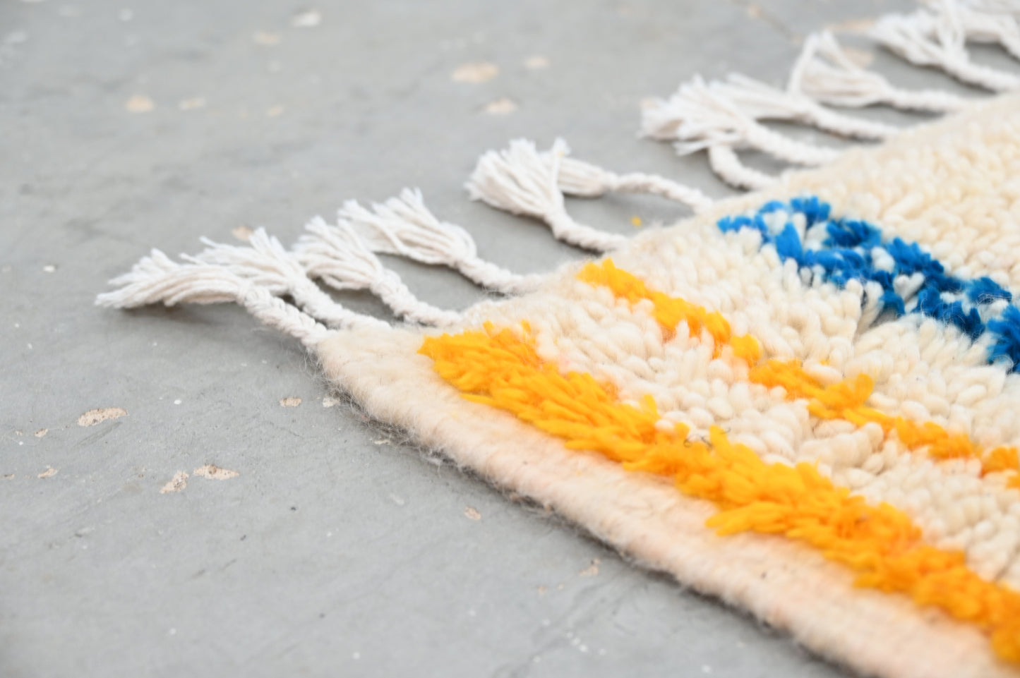 Tapis traditionnel Azilal 253 X 144 Cm