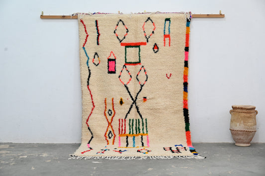 Tapis traditionnel Azilal 245 X 146 Cm