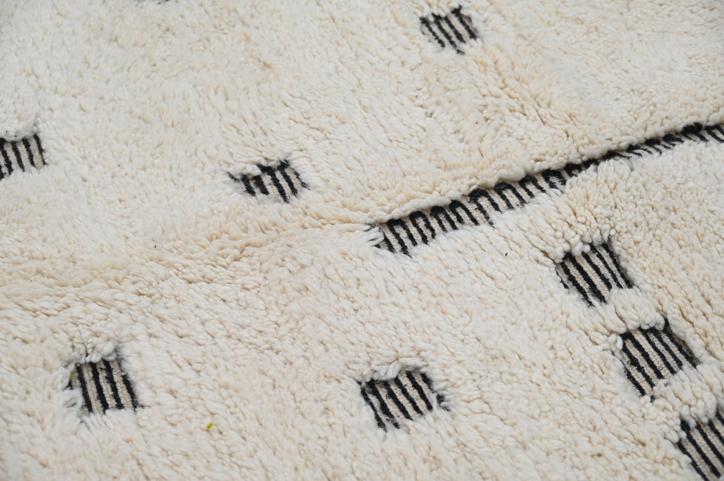 Tapis traditionnel Beni Ouarain 300 X 205 Cm