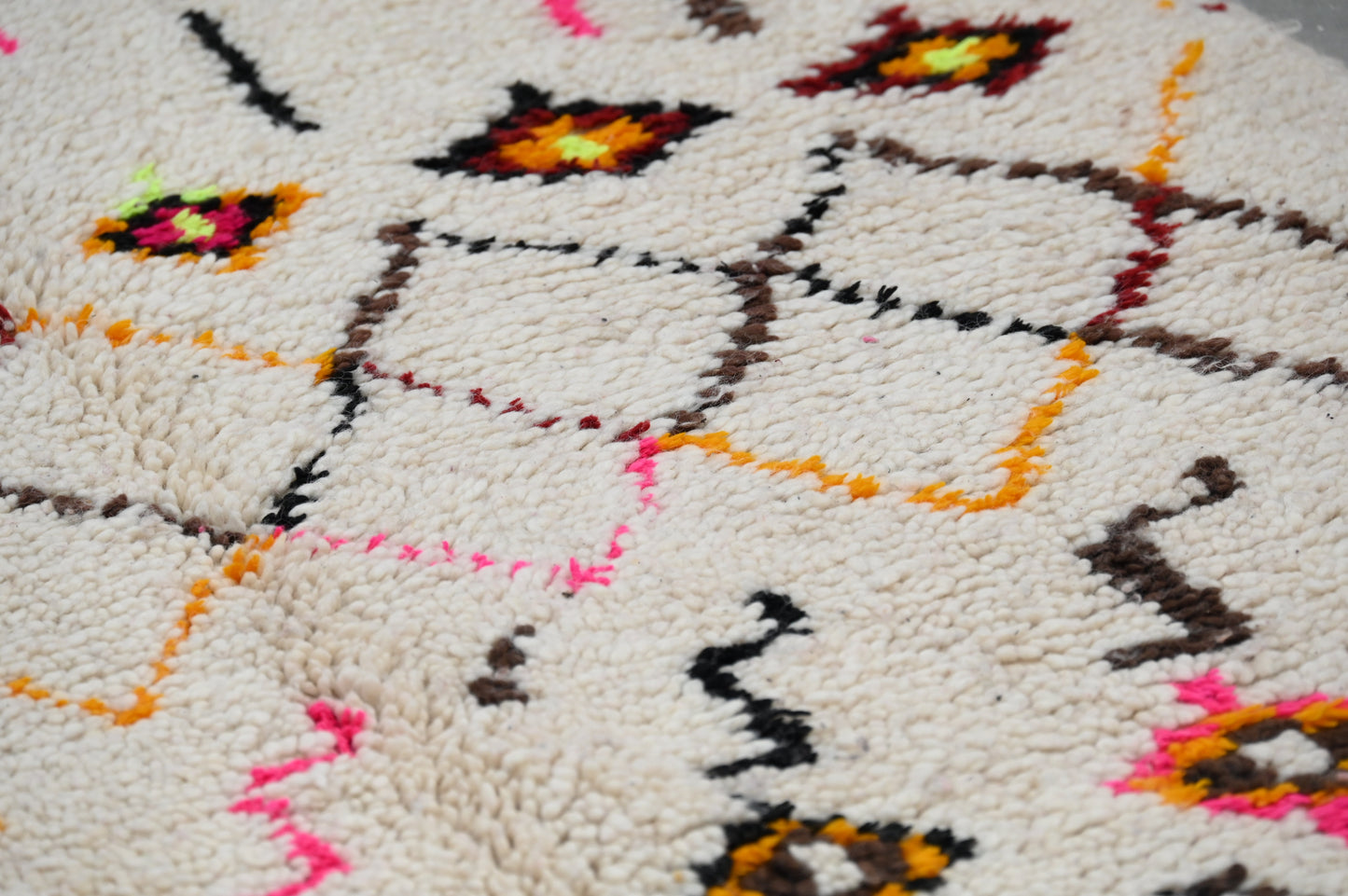 Tapis traditionnel Azilal 258 X 120 Cm