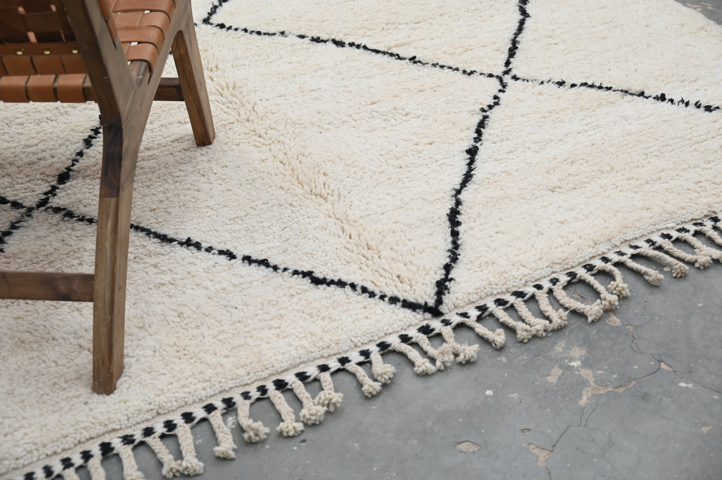 Tapis traditionnel Beni Ouarain 323 X 217 Cm