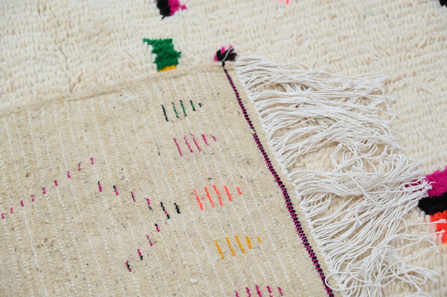 Tapis traditionnel Azilal 260 X 148 Cm