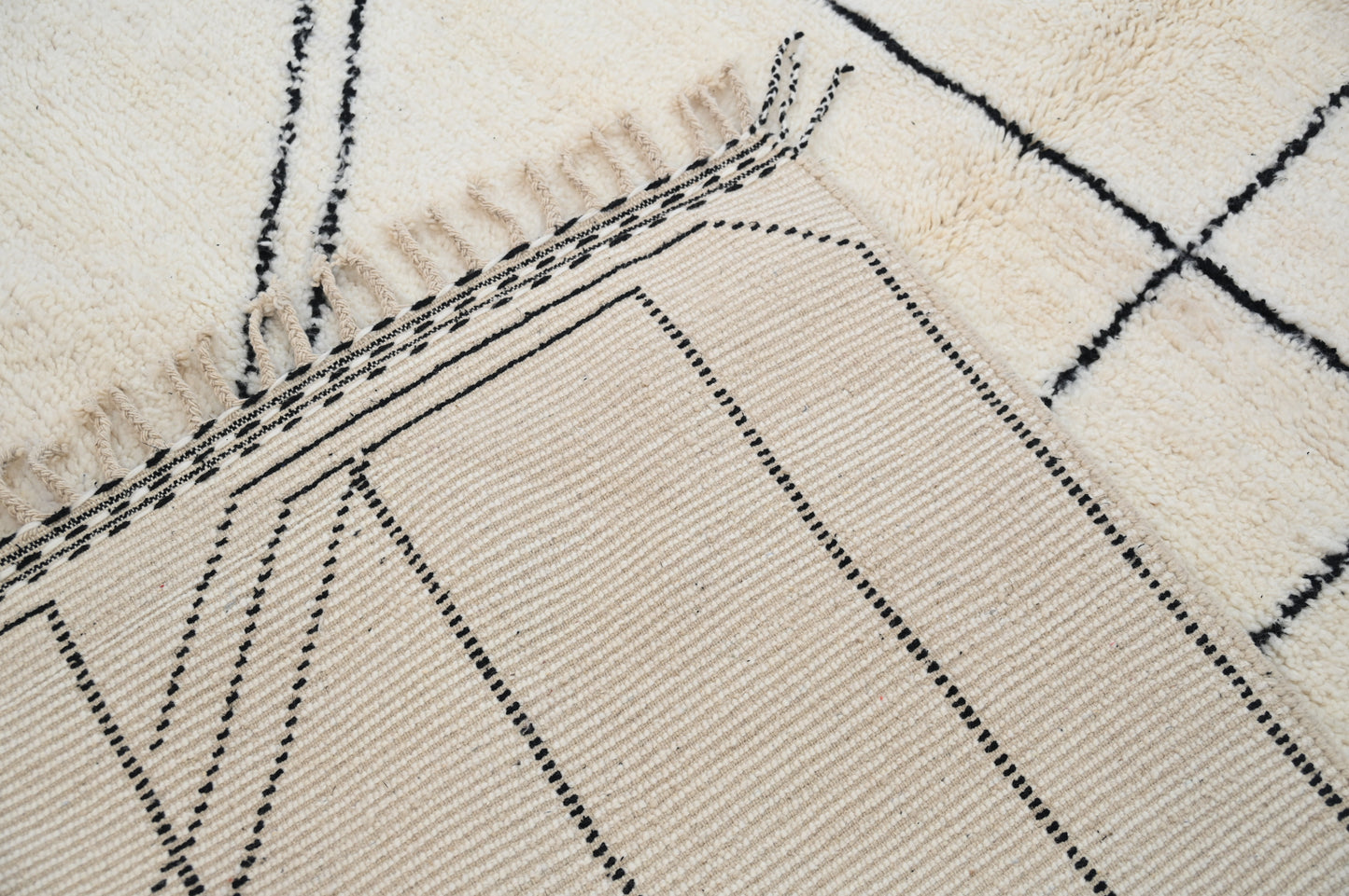 Tapis traditionnel Beni Ouarain 310 X 210 Cm