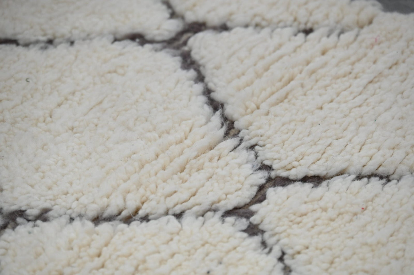 Petit tapis traditionnel Beni Ouarain 140 X 108 Cm