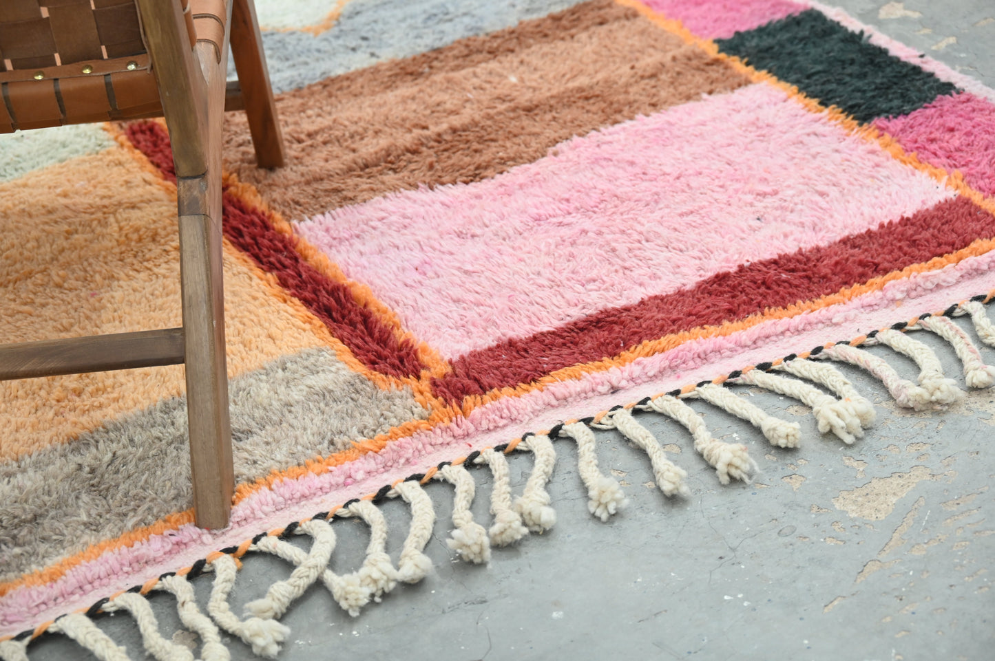 Tapis traditionnel Azilal 255 X 164 Cm