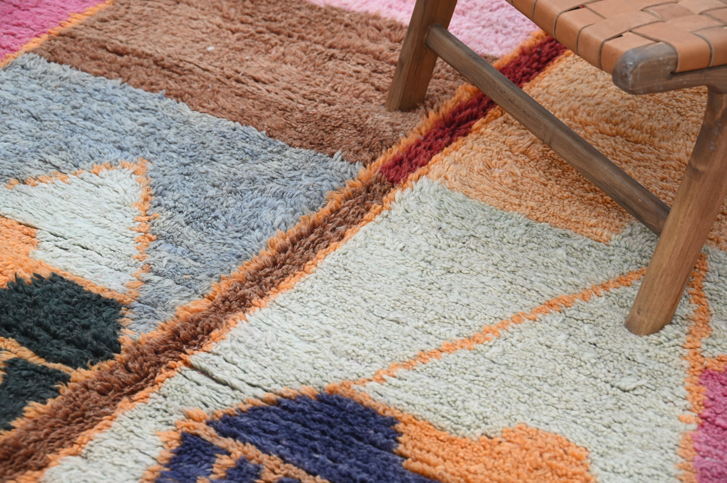 Tapis traditionnel Azilal 255 X 164 Cm