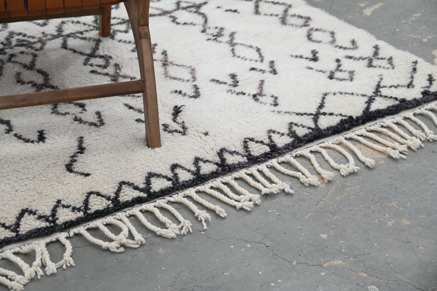 Tapis traditionnel Azilal 255 X 157 Cm