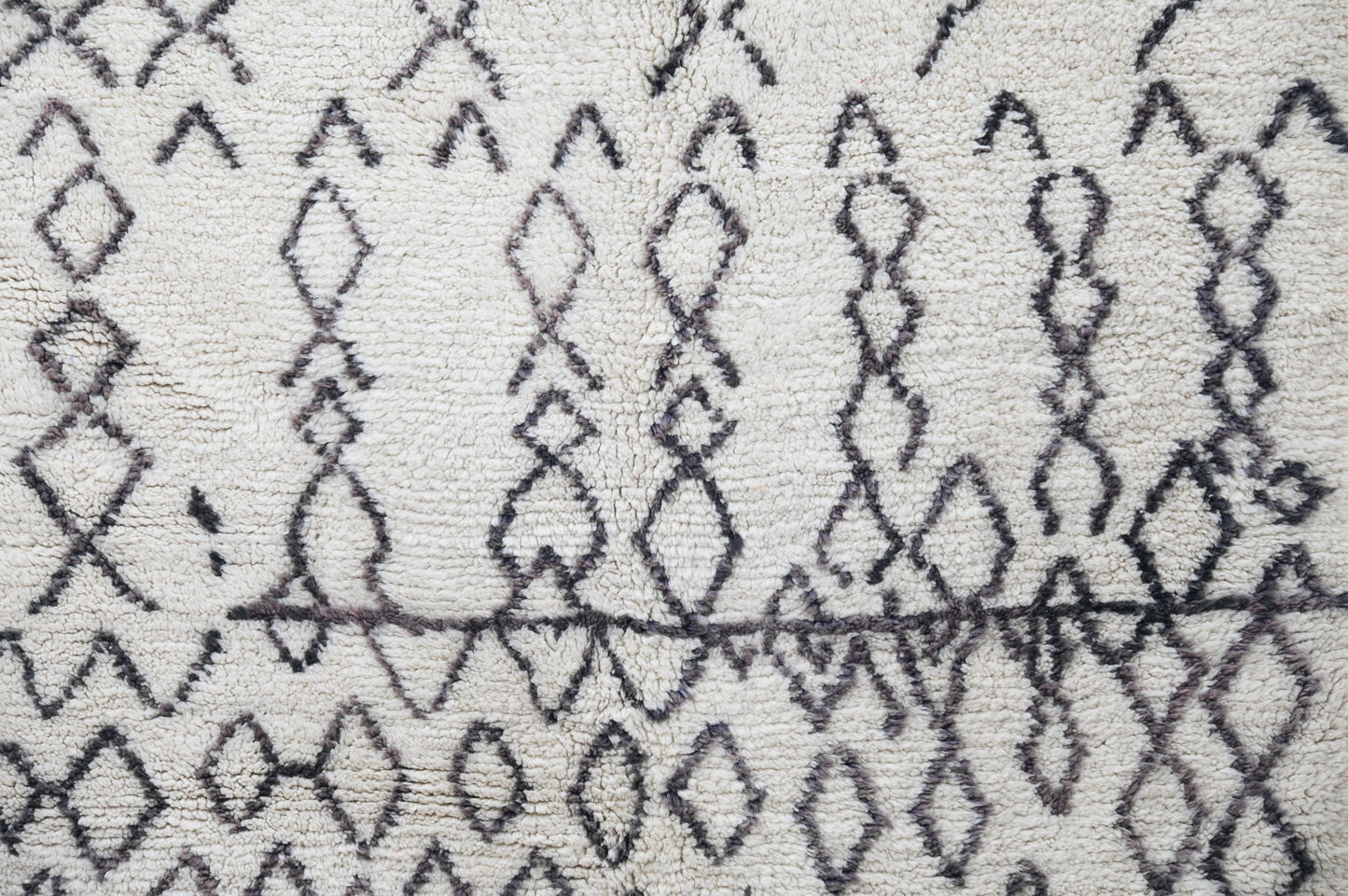 Tapis traditionnel Azilal 255 X 157 Cm