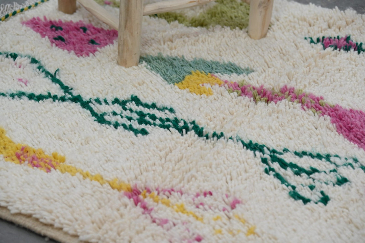 Petit tapis traditionnel Azilal 138 X 106 Cm