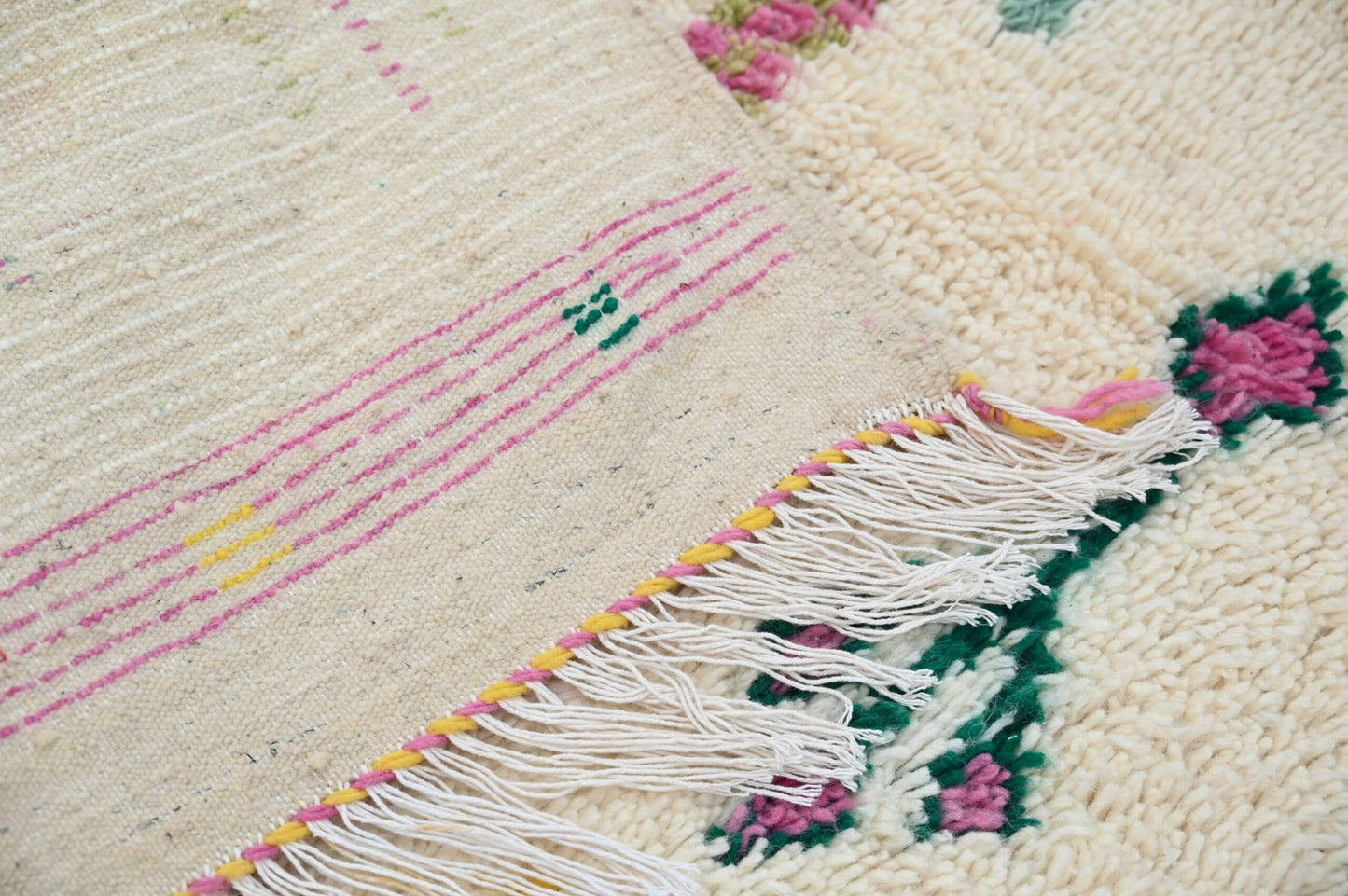 Petit tapis traditionnel Azilal 138 X 106 Cm