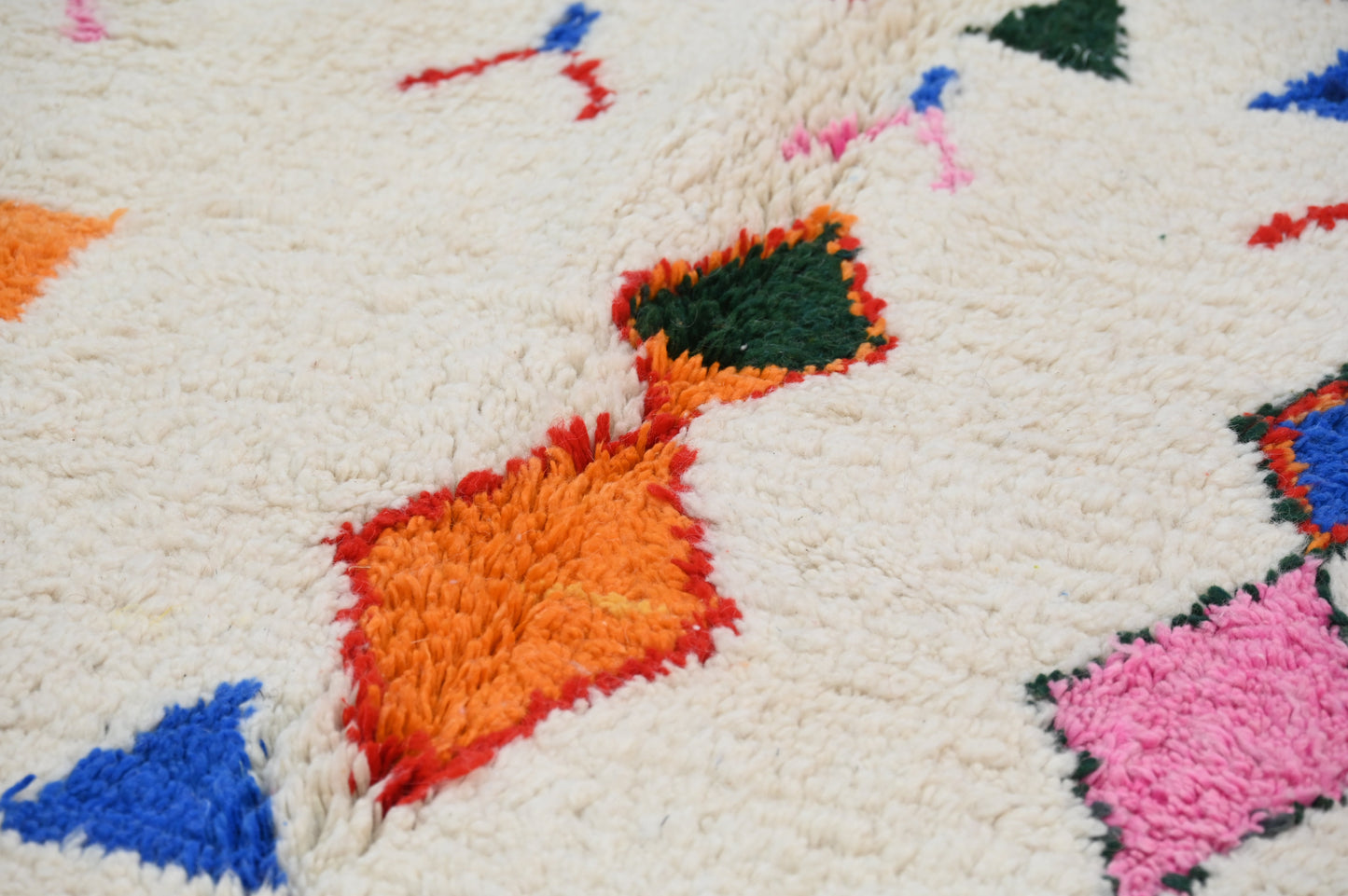 Tapis traditionnel Azilal 247 X 160 Cm