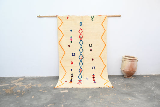 Tapis traditionnel Azilal 246 X 143 Cm