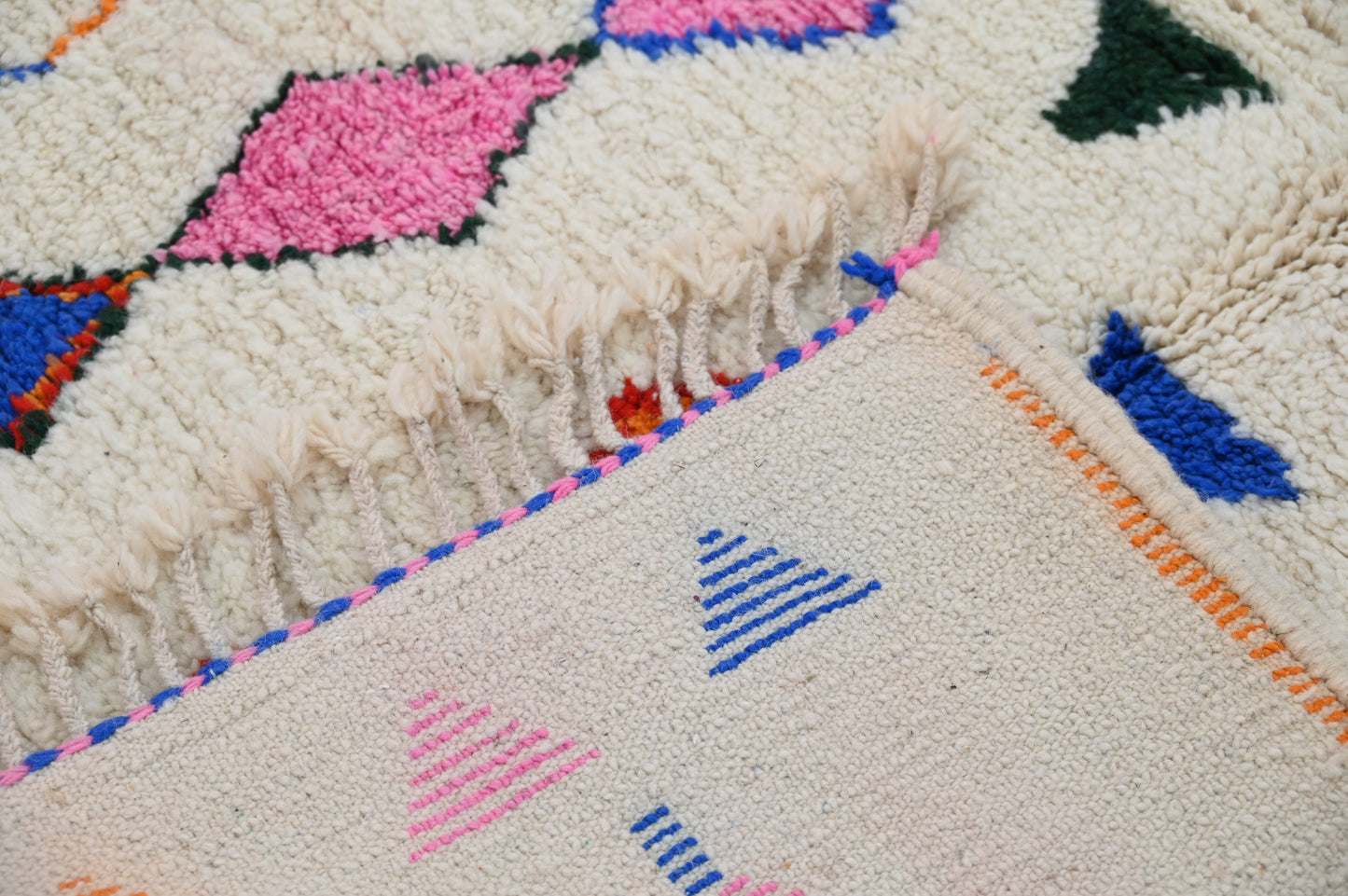 Tapis traditionnel Azilal 247 X 160 Cm