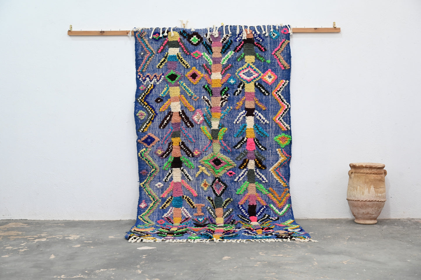 Tapis traditionnel Azilal 251 X 143 Cm