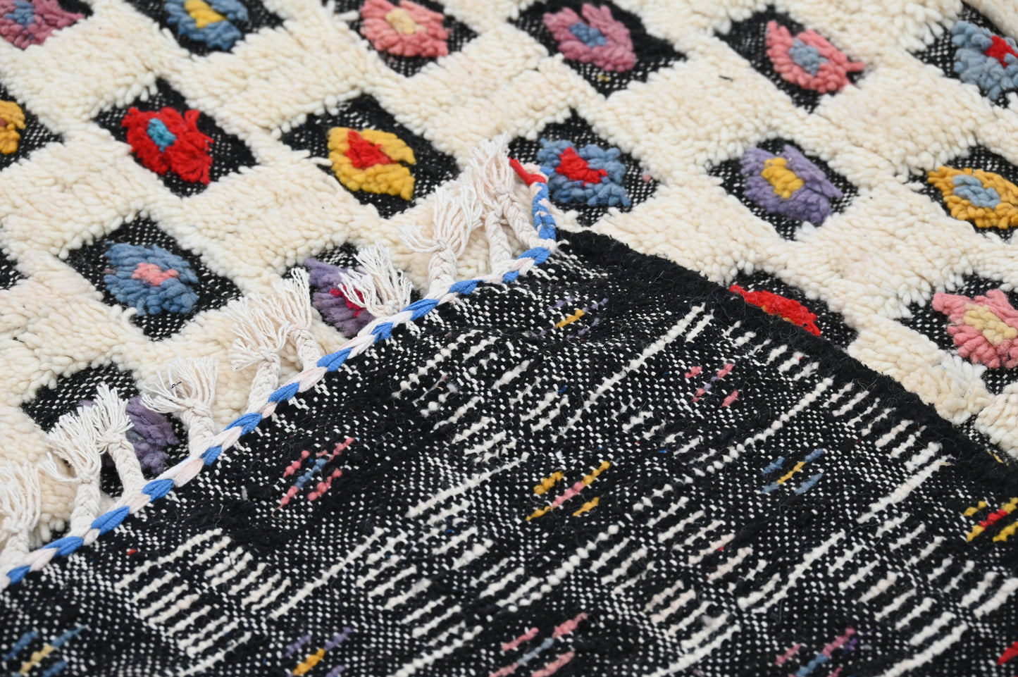 Tapis traditionnel Azilal 230 X 129 Cm