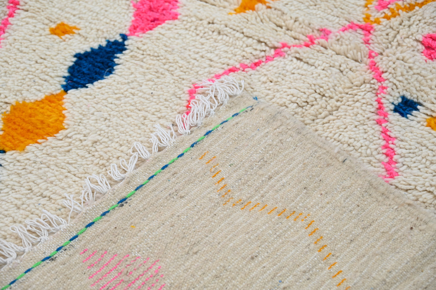 Tapis traditionnel Azilal 251 X 145 Cm