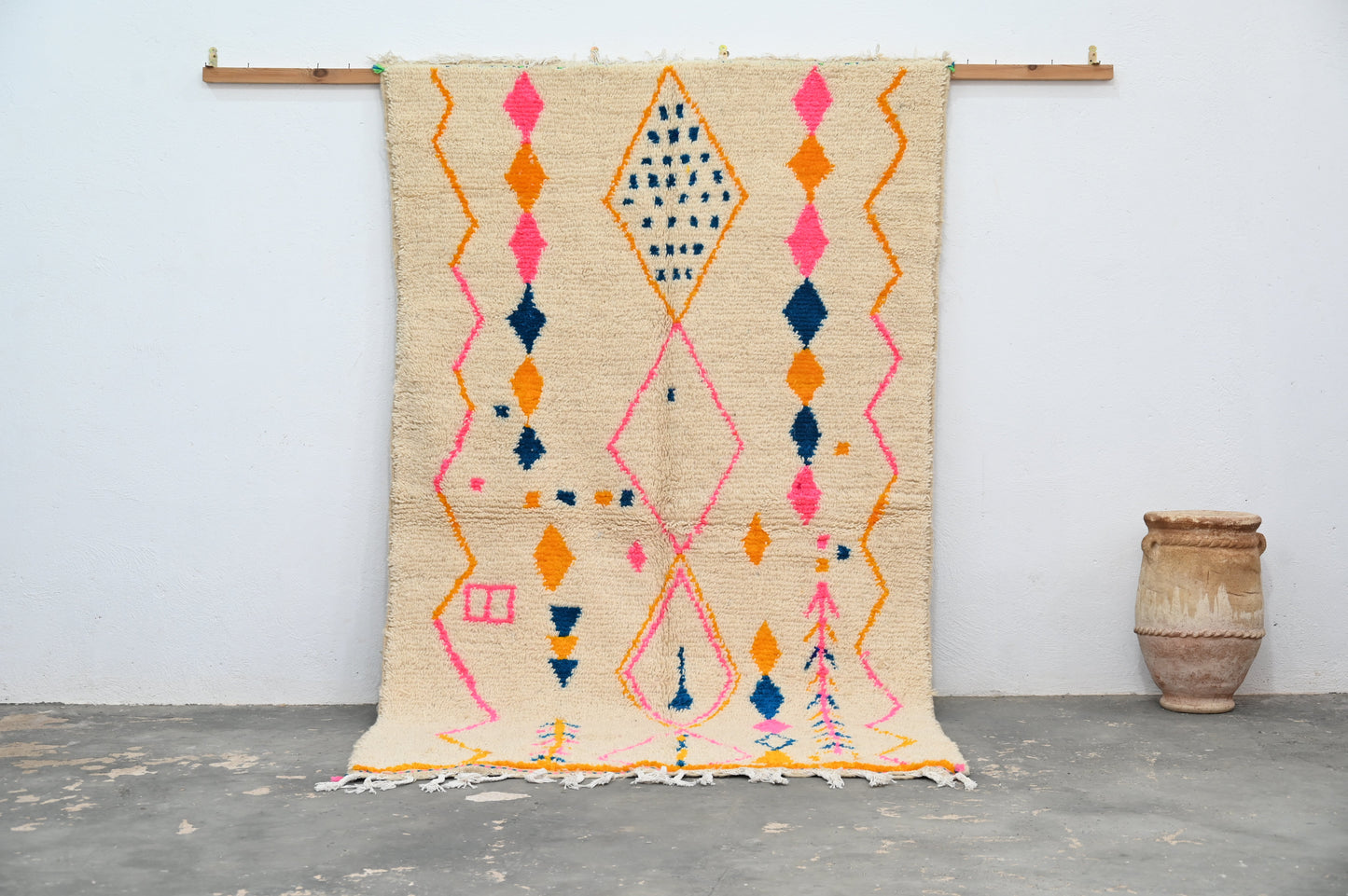 Tapis traditionnel Azilal 251 X 145 Cm