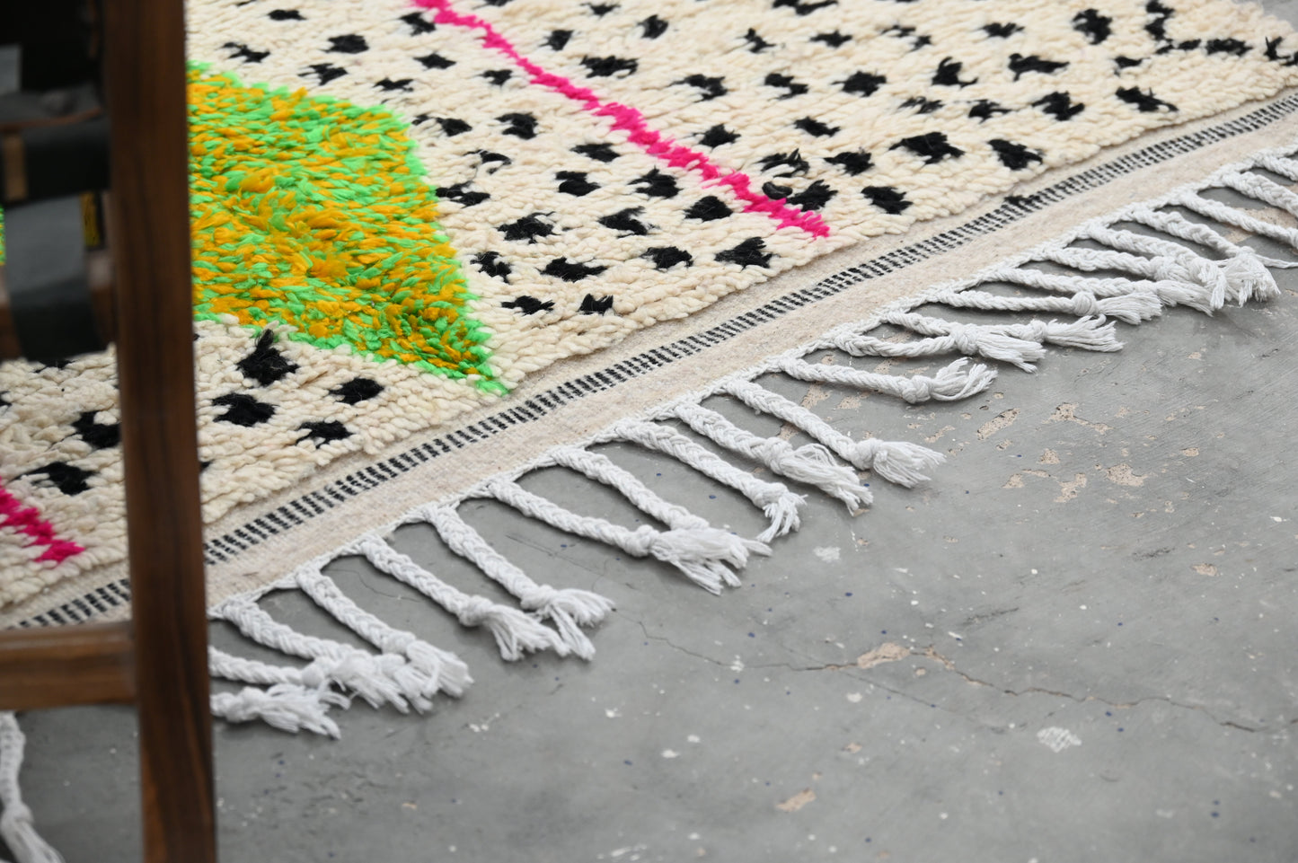 Tapis traditionnel Azilal 252 X 145 Cm