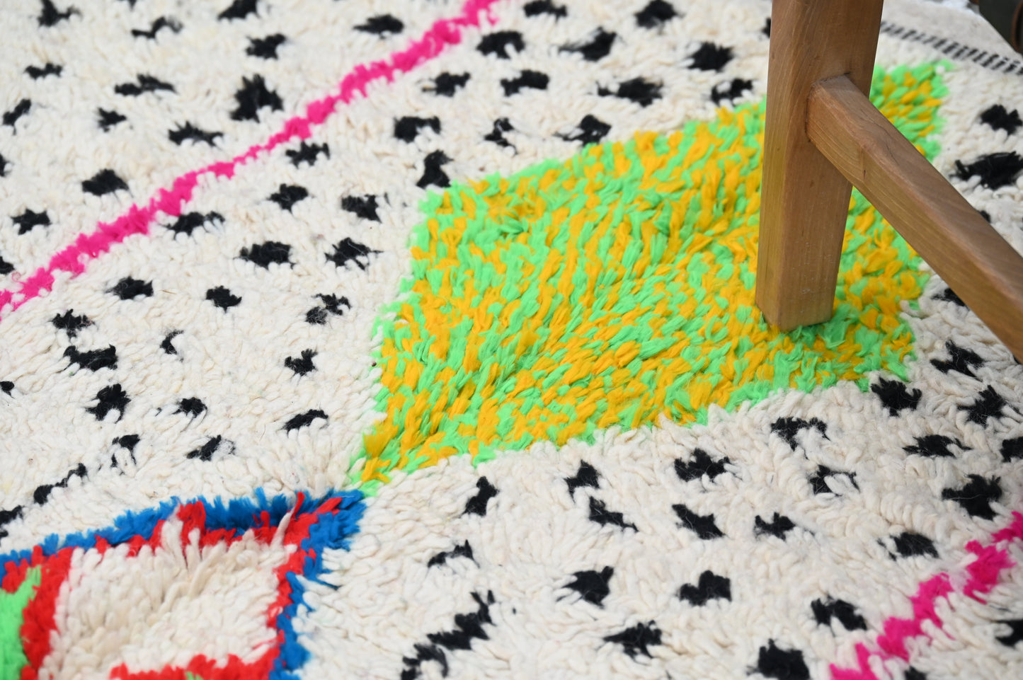 Tapis traditionnel Azilal 252 X 145 Cm