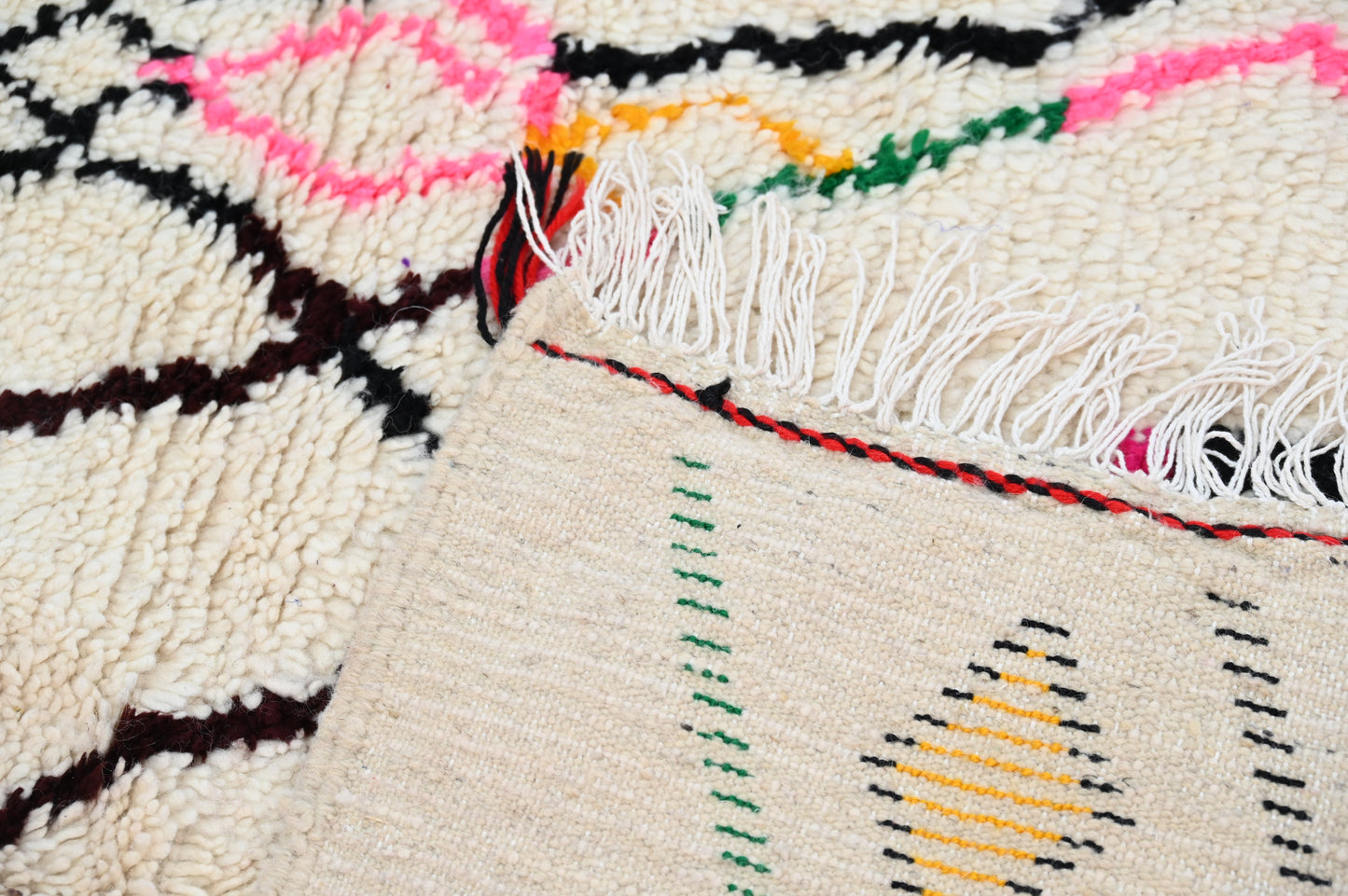 Tapis traditionnel Azilal 214 X 144 Cm