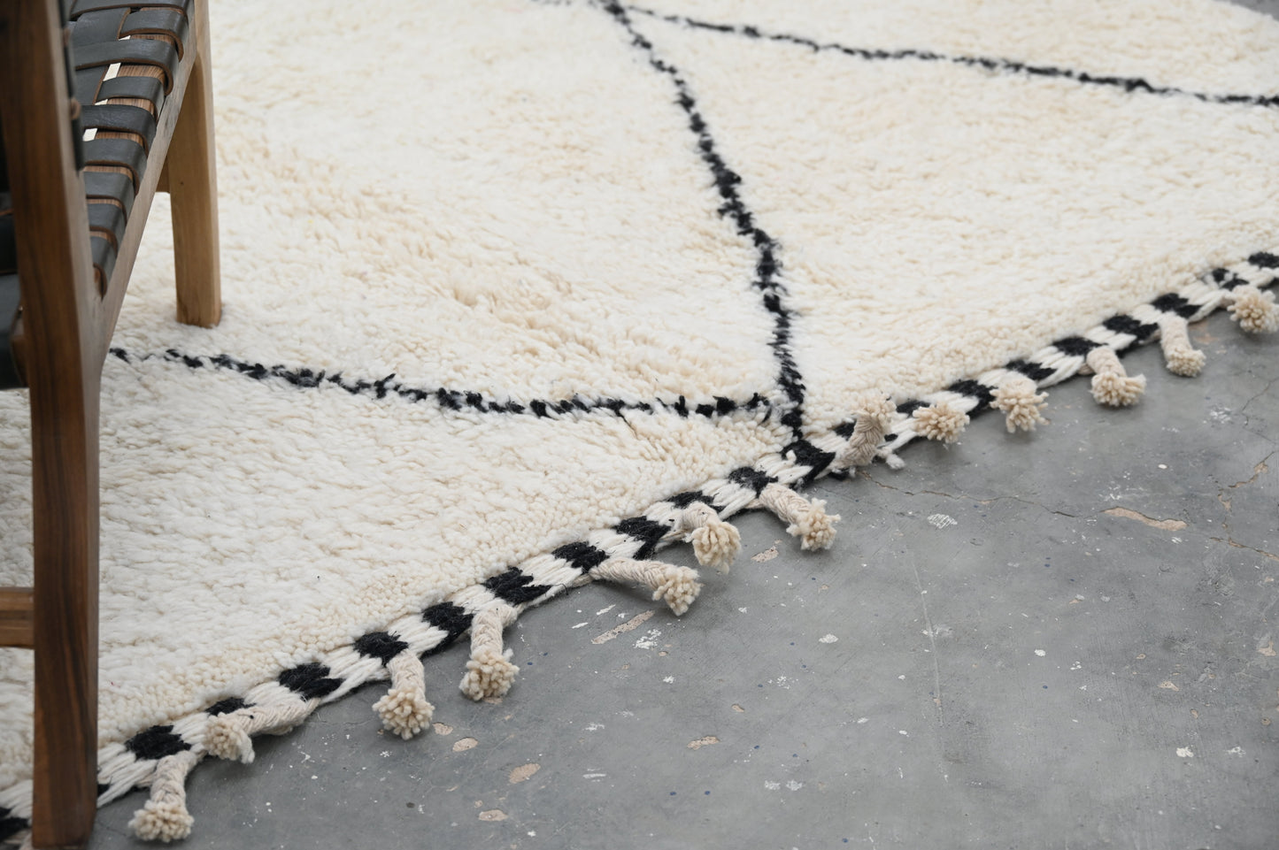 Tapis traditionnel Beni Ouarain 311 X 207 Cm