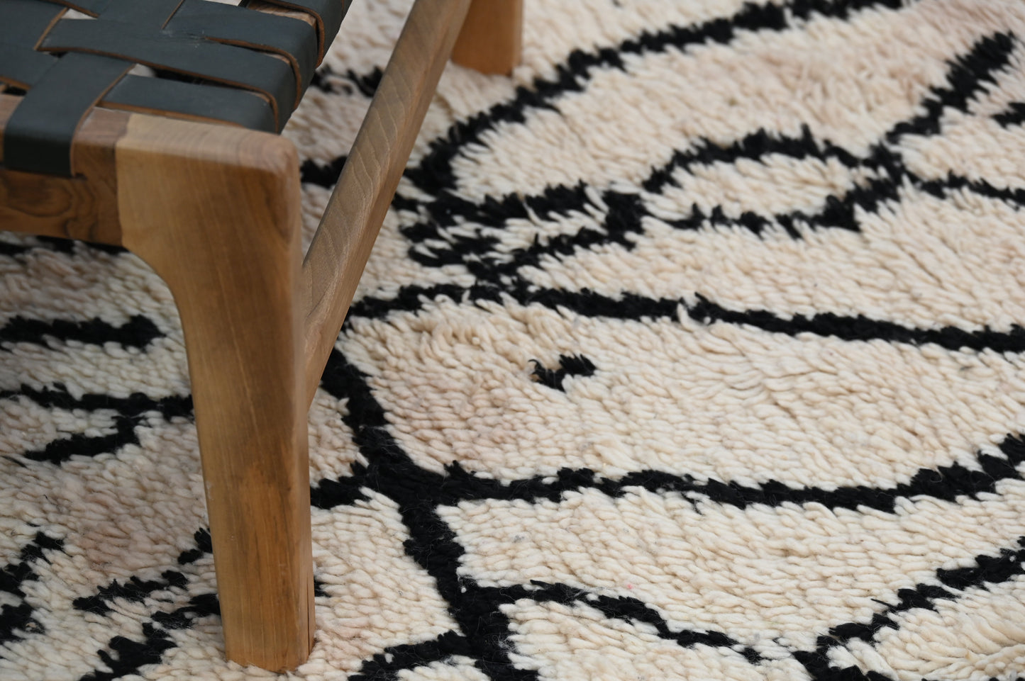 Tapis traditionnel Azilal 243 X 150 Cm