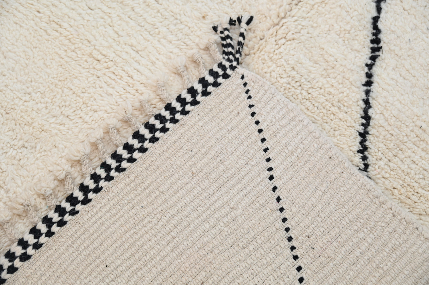 Tapis traditionnel Beni Ouarain 300 X 205 Cm