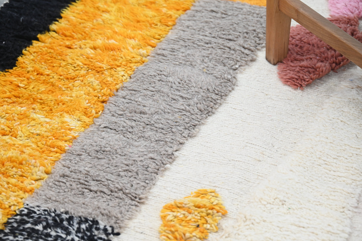 Tapis traditionnel Azilal 245 X 160 Cm