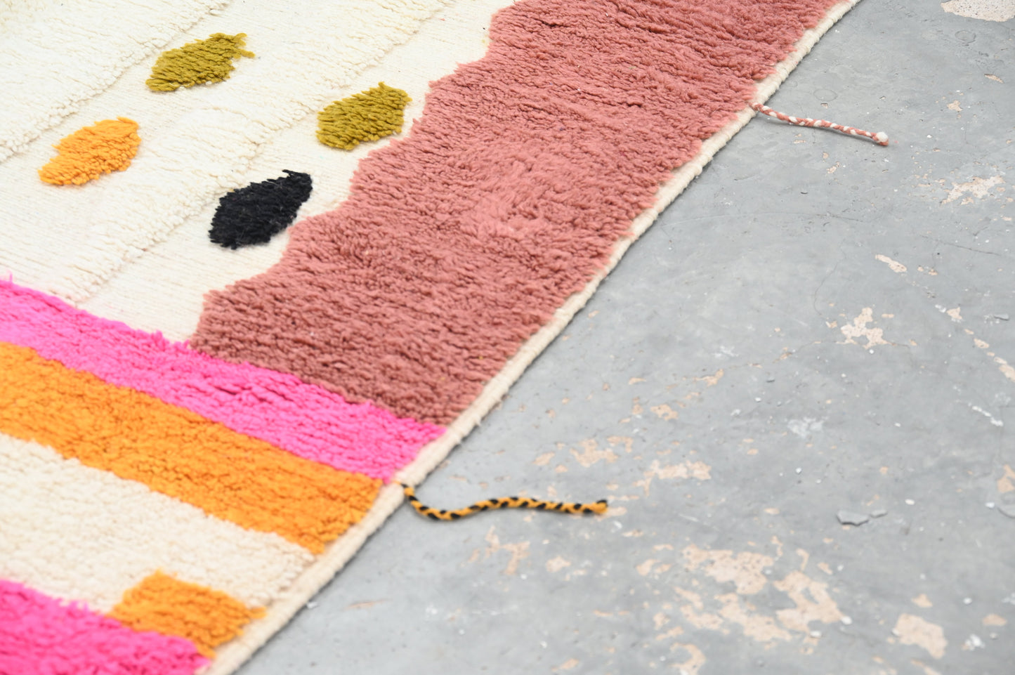 Tapis traditionnel Azilal 245 X 160 Cm