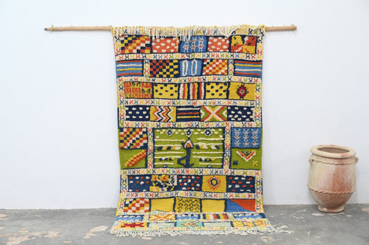 Tapis traditionnel Azilal 235 X 140 Cm