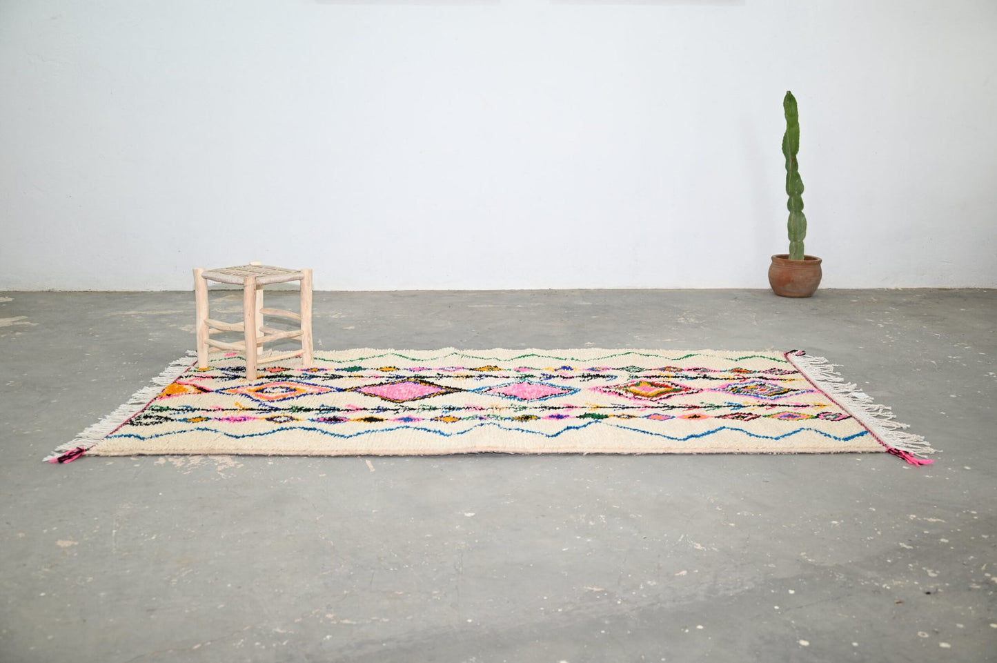 Tapis traditionnel Azilal 243 X 131 Cm