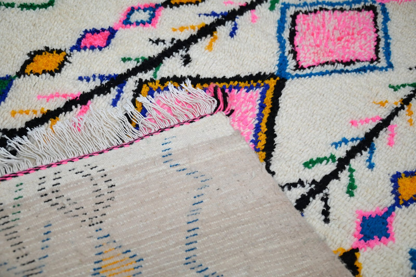 Tapis traditionnel Azilal 243 X 131 Cm