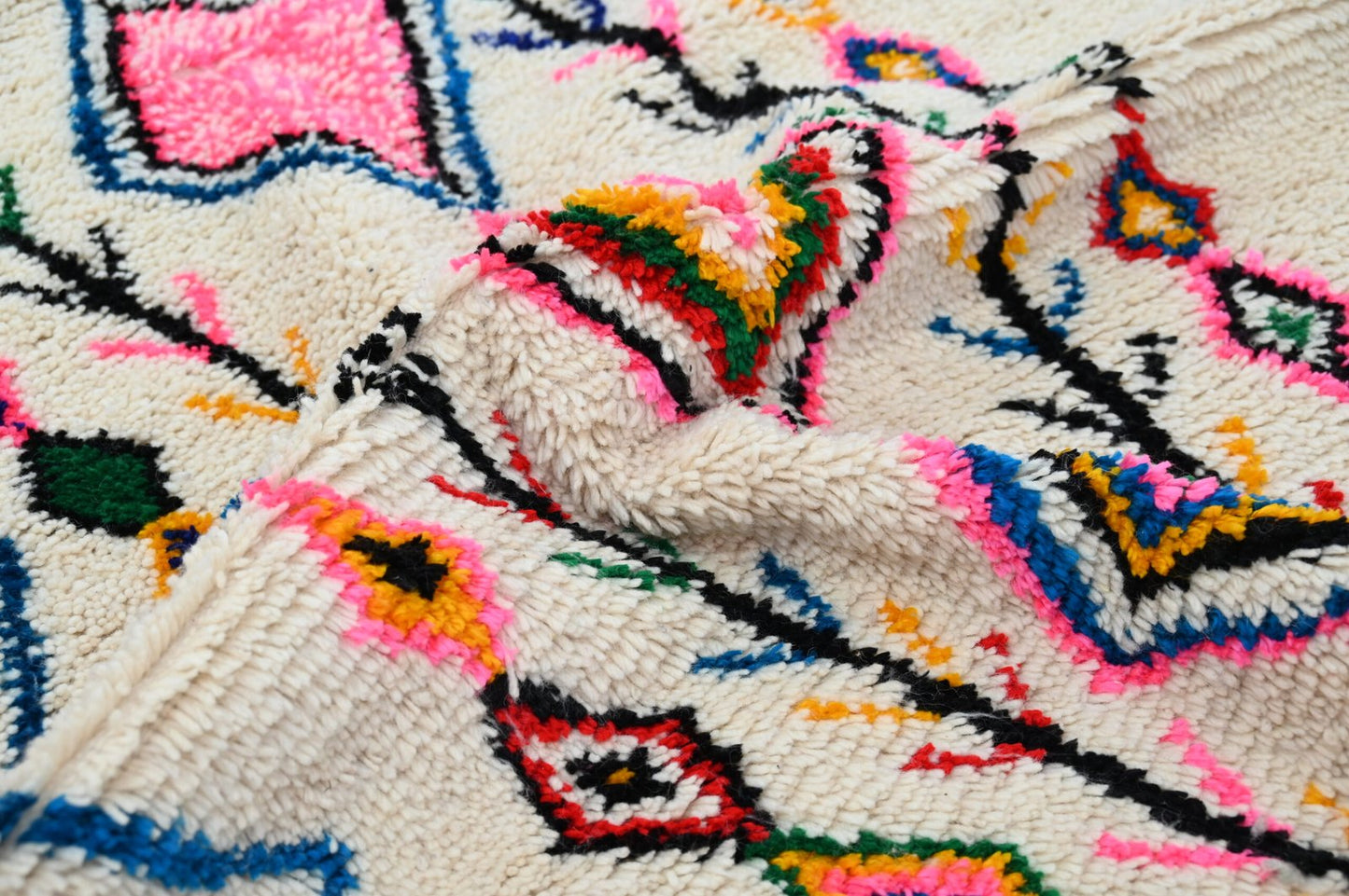 Tapis traditionnel Azilal 243 X 131 Cm