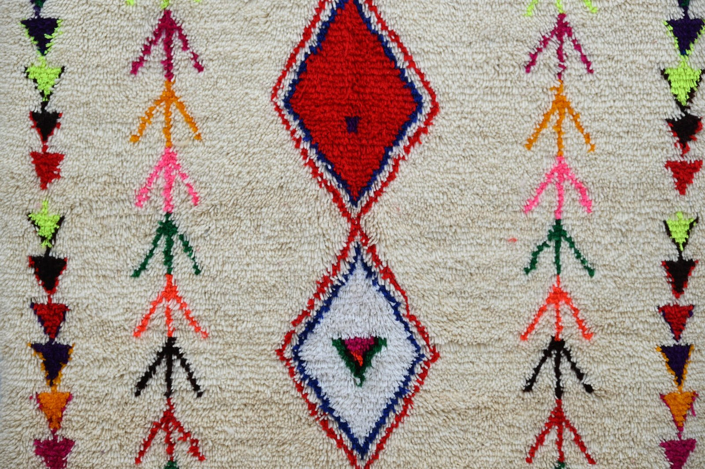 Tapis traditionnel Azilal 231 X 152 Cm